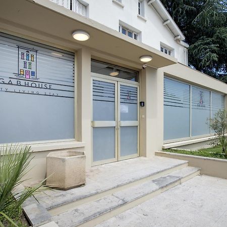 Hotel Gab House Bron Exterior foto