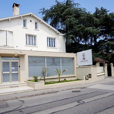 Hotel Gab House Bron Exterior foto