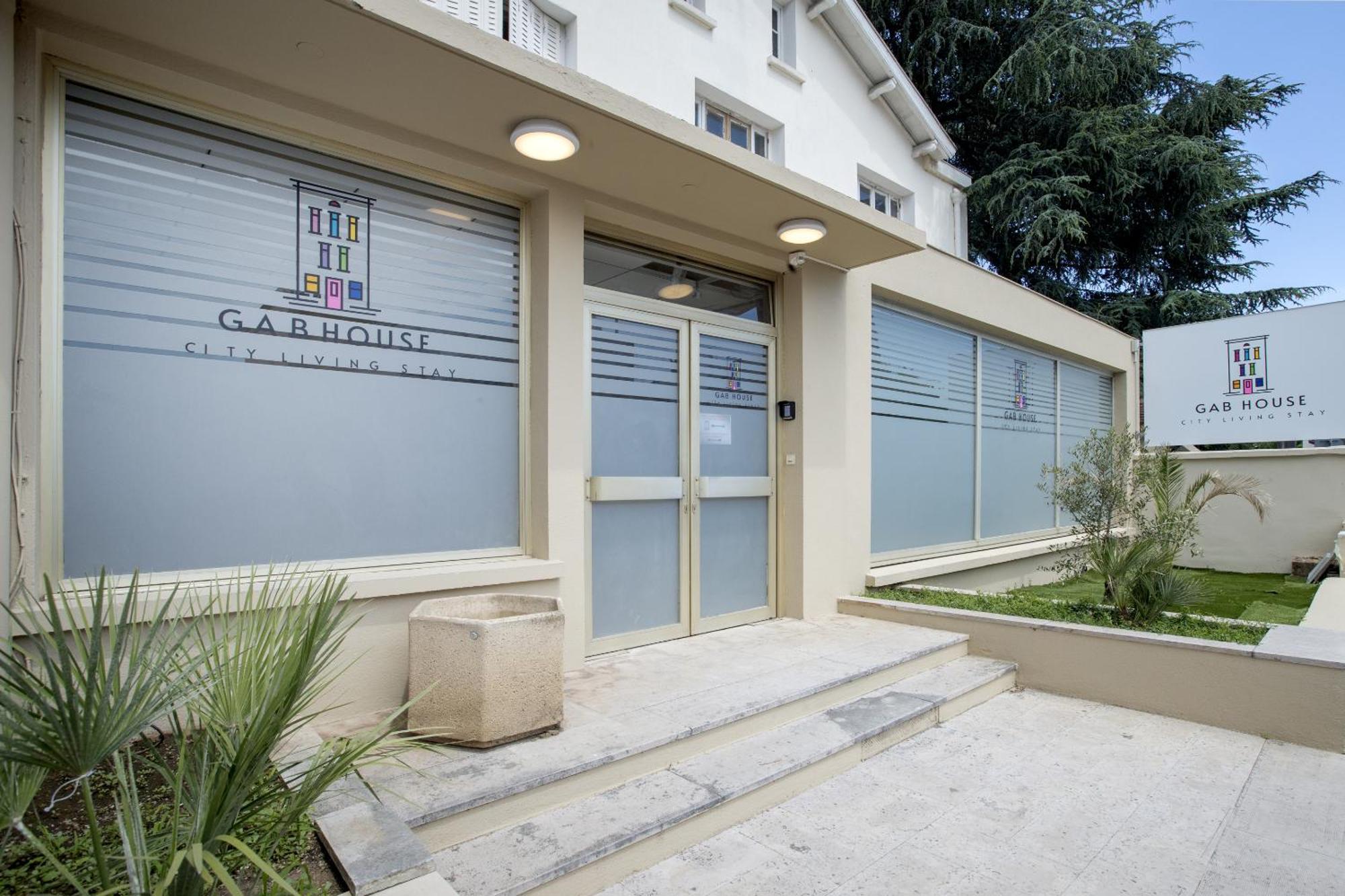Hotel Gab House Bron Exterior foto