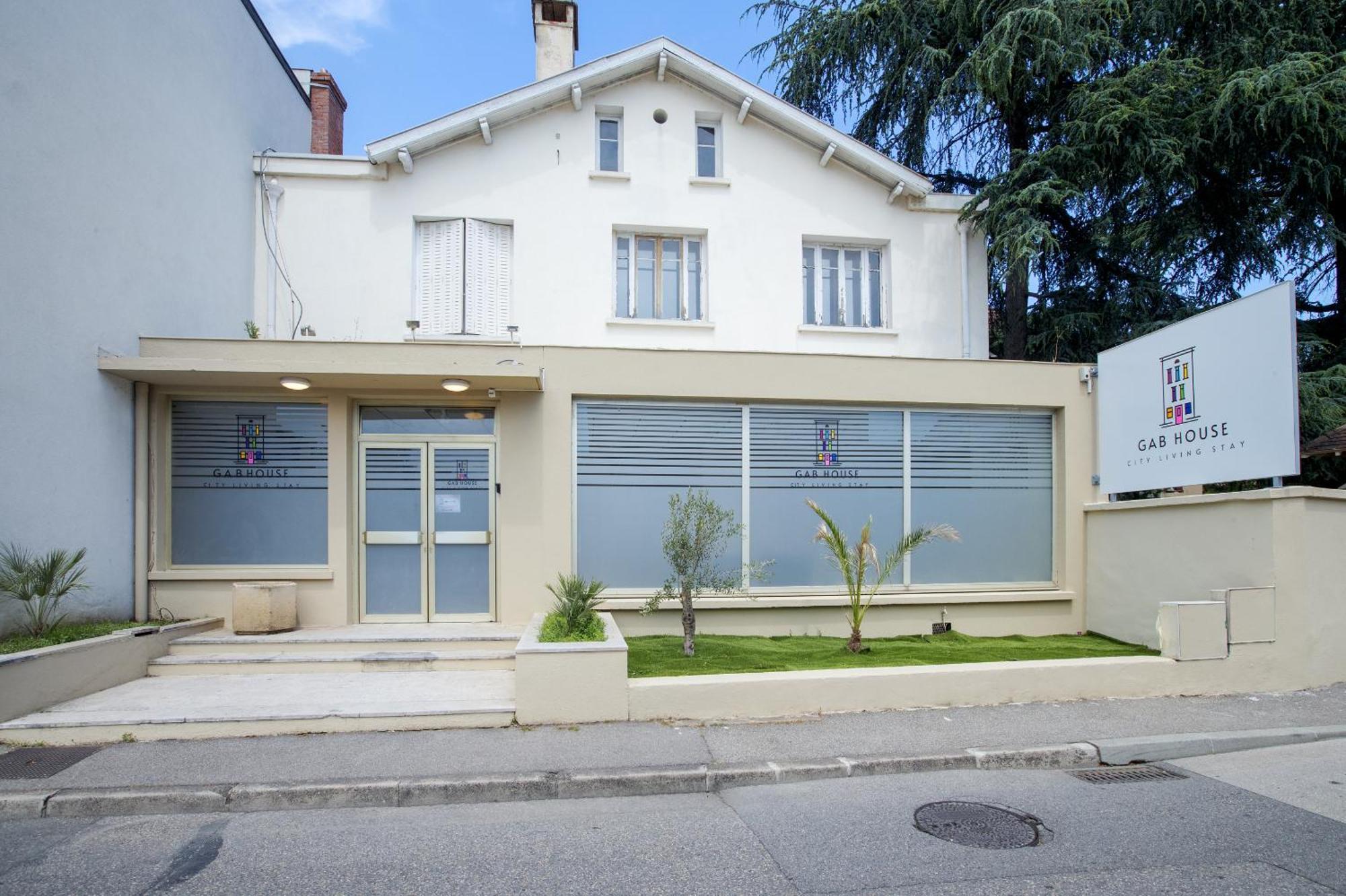 Hotel Gab House Bron Exterior foto